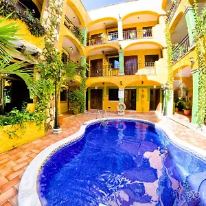 Hacienda Del Caribe 3*, Playa del Carmen México